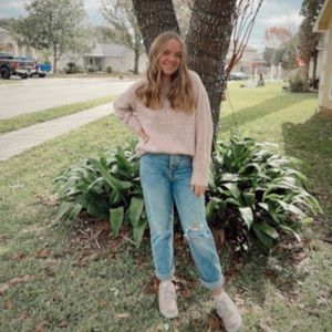 Meet your Posher, Alli